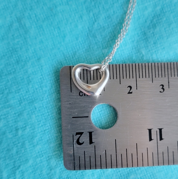 11mm Open heart pendant necklace - Picture 9 of 9